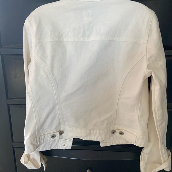 White Gap Jean Jacket - Picture 3 of 3